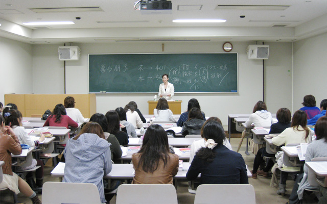 高校・専門学校・短大・大学の就職指導担当者